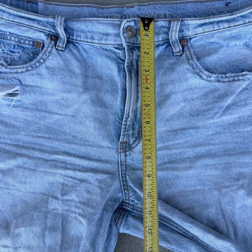 American Eagle Stovepipe Distressed Straight Leg Jeans Light Wash Size 14 - Picture 6 of 12
